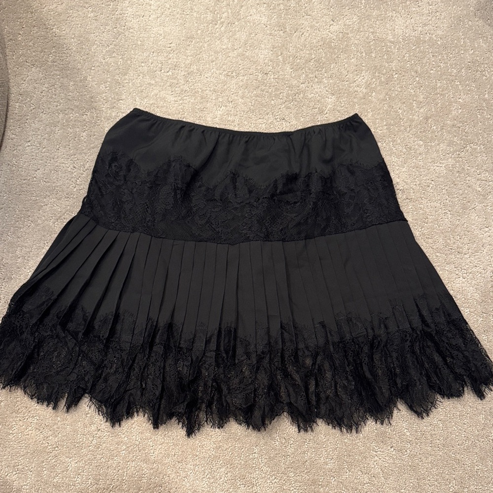 Elegant Black Lace Trim Skirt